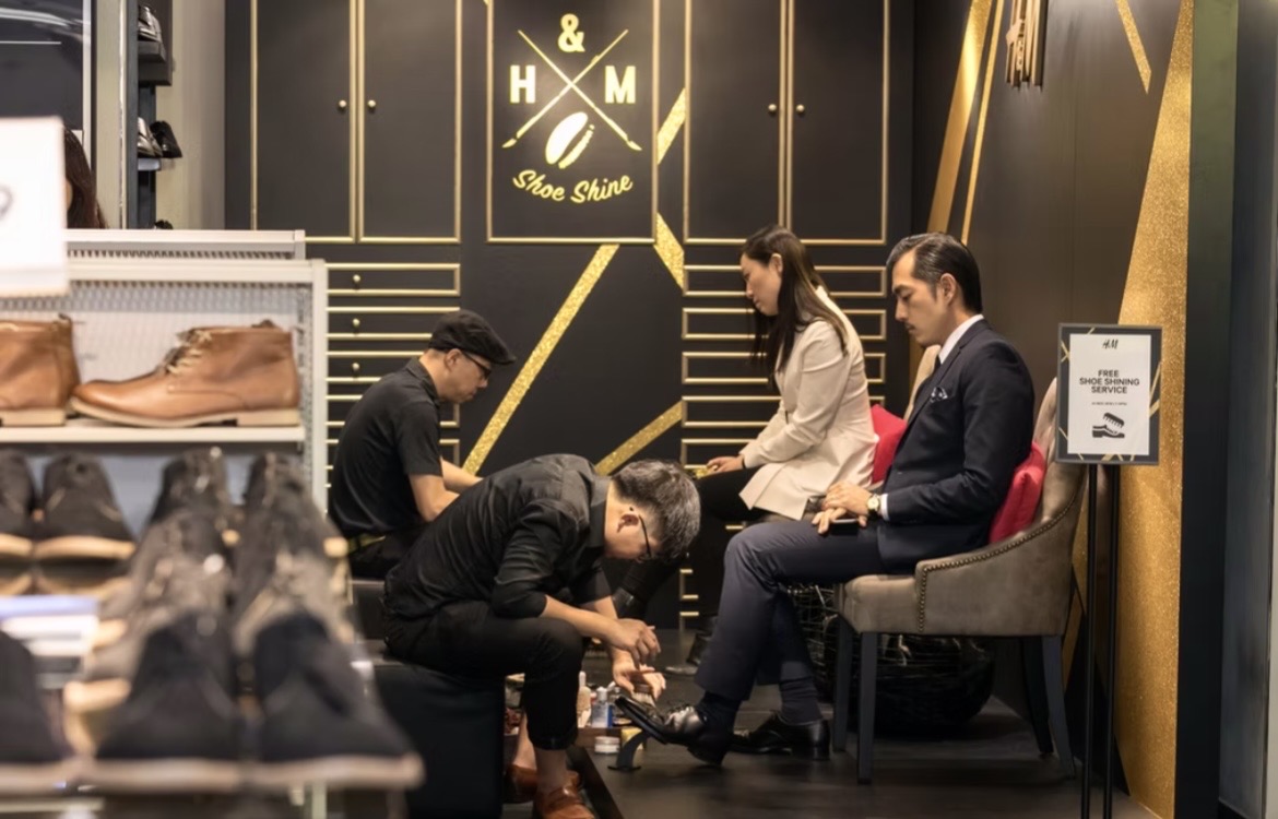 H&M VIP event- Shoe Shine Service